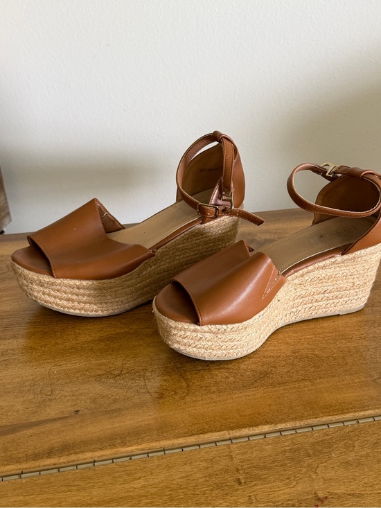 Shoes - Women’s Tan Espadrille Platform Wedge Sandals